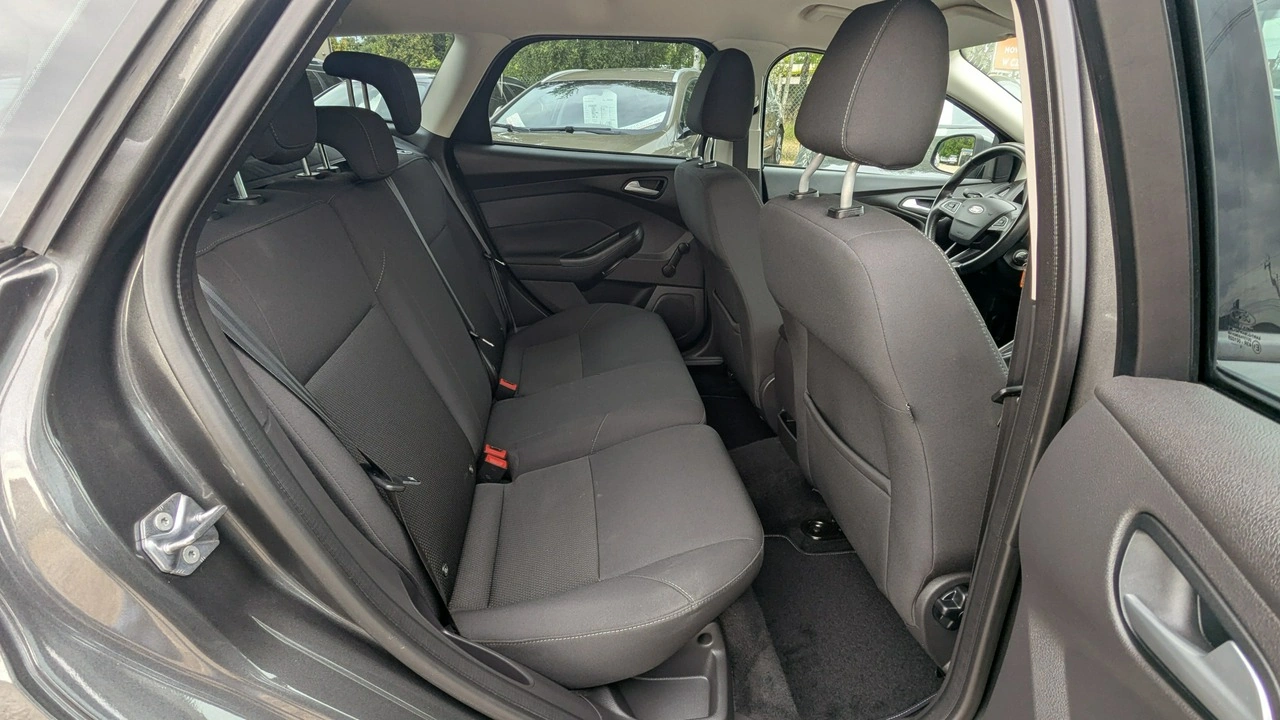 Ford Focus - Zdjęcie 15