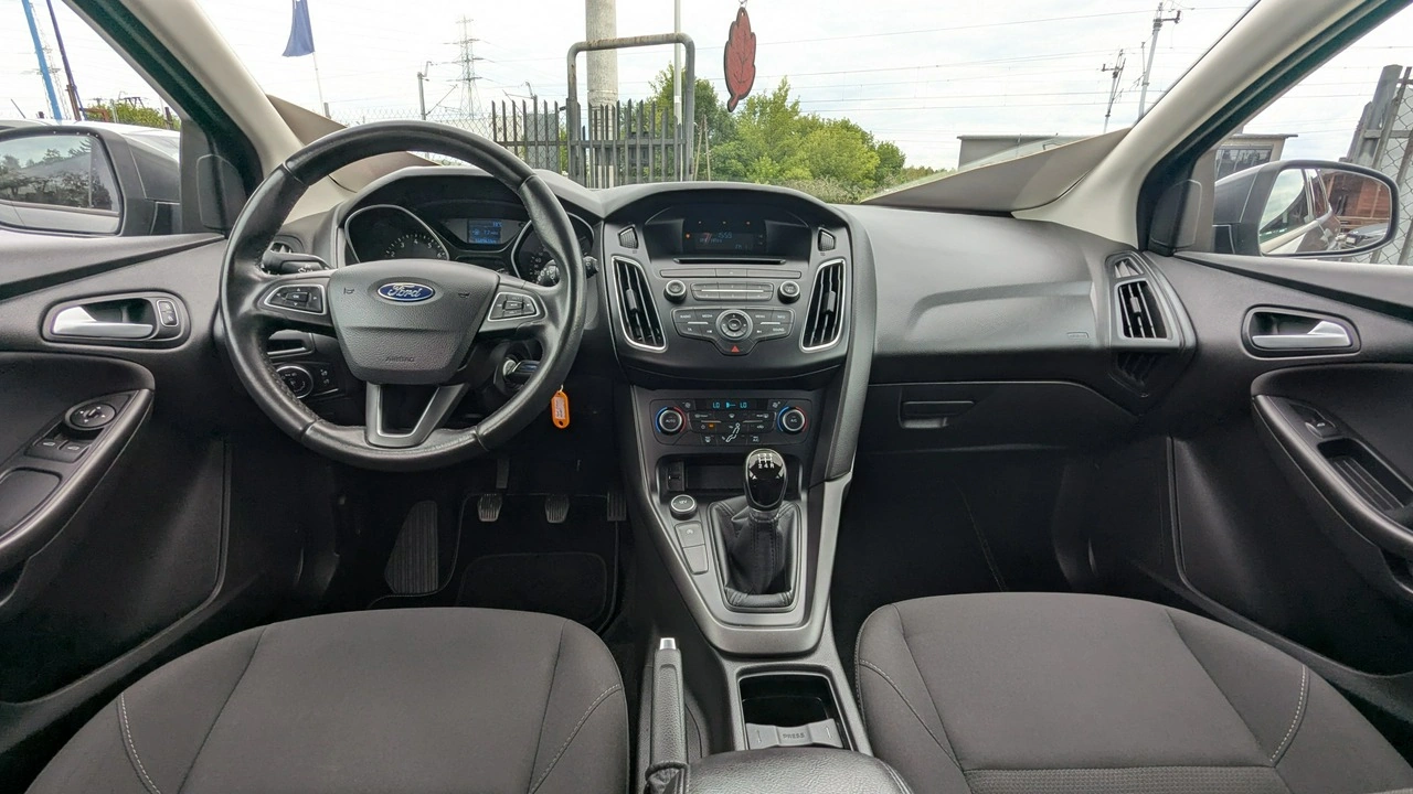 Ford Focus - Zdjęcie 18