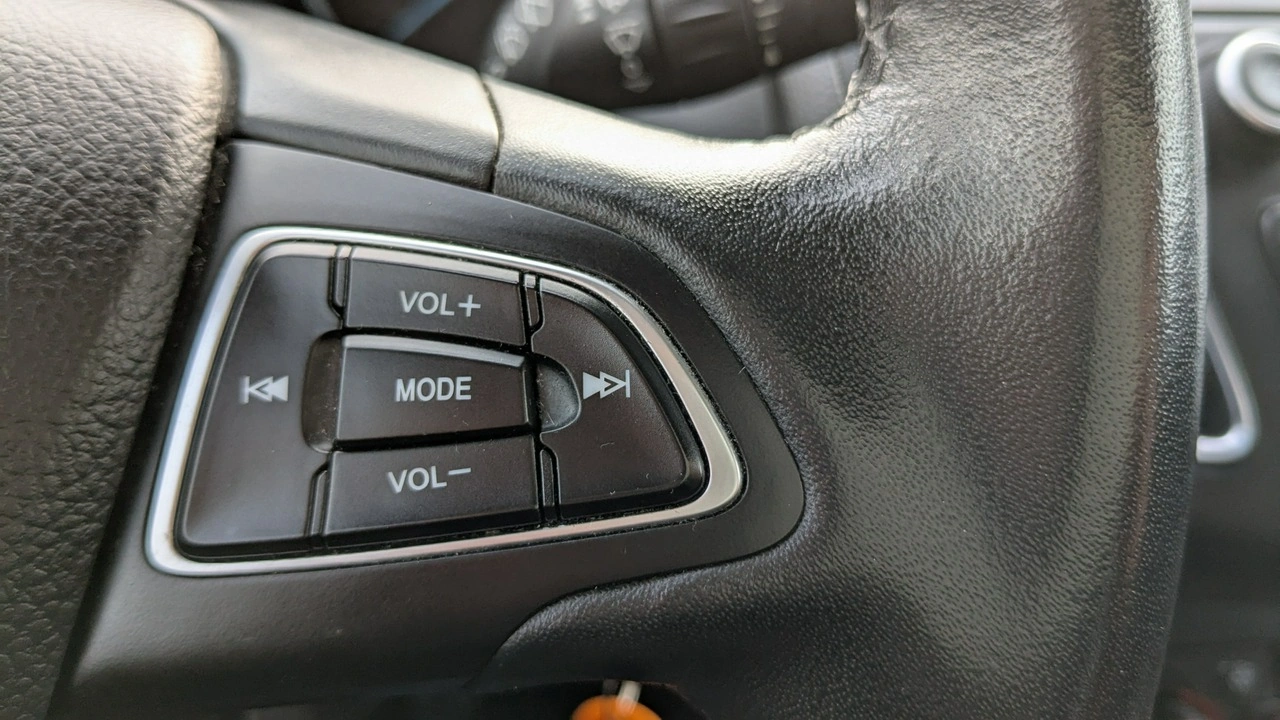 Ford Focus - Zdjęcie 30