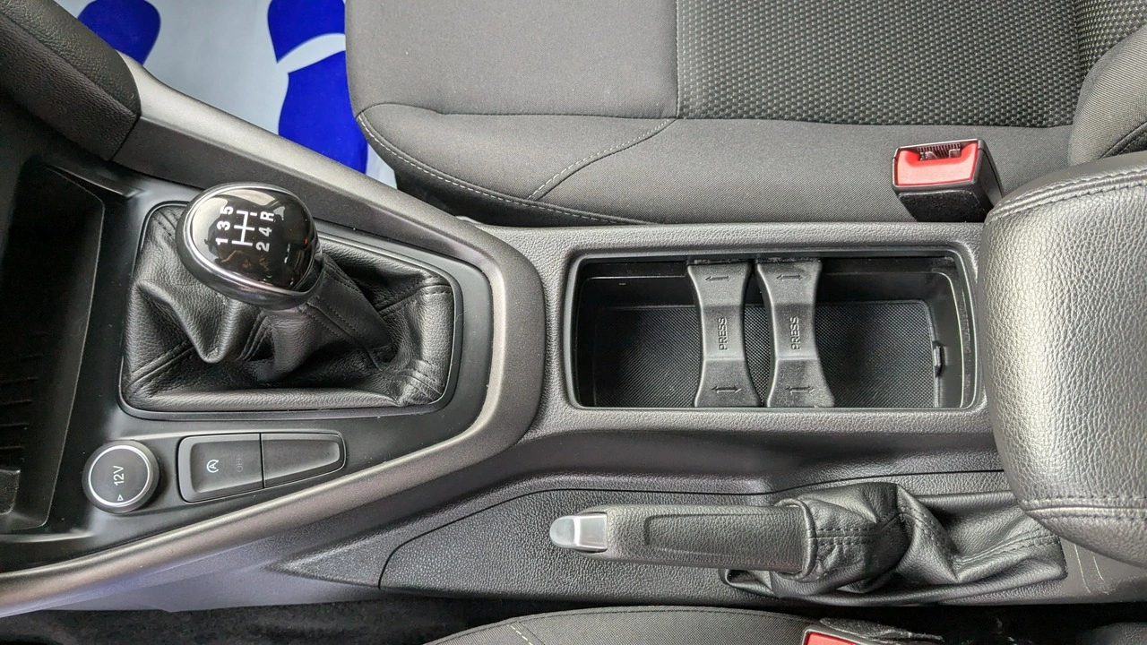 Ford Focus - Zdjęcie 31