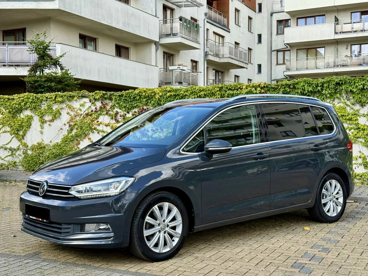 Volkswagen Touran - Zdjęcie 13