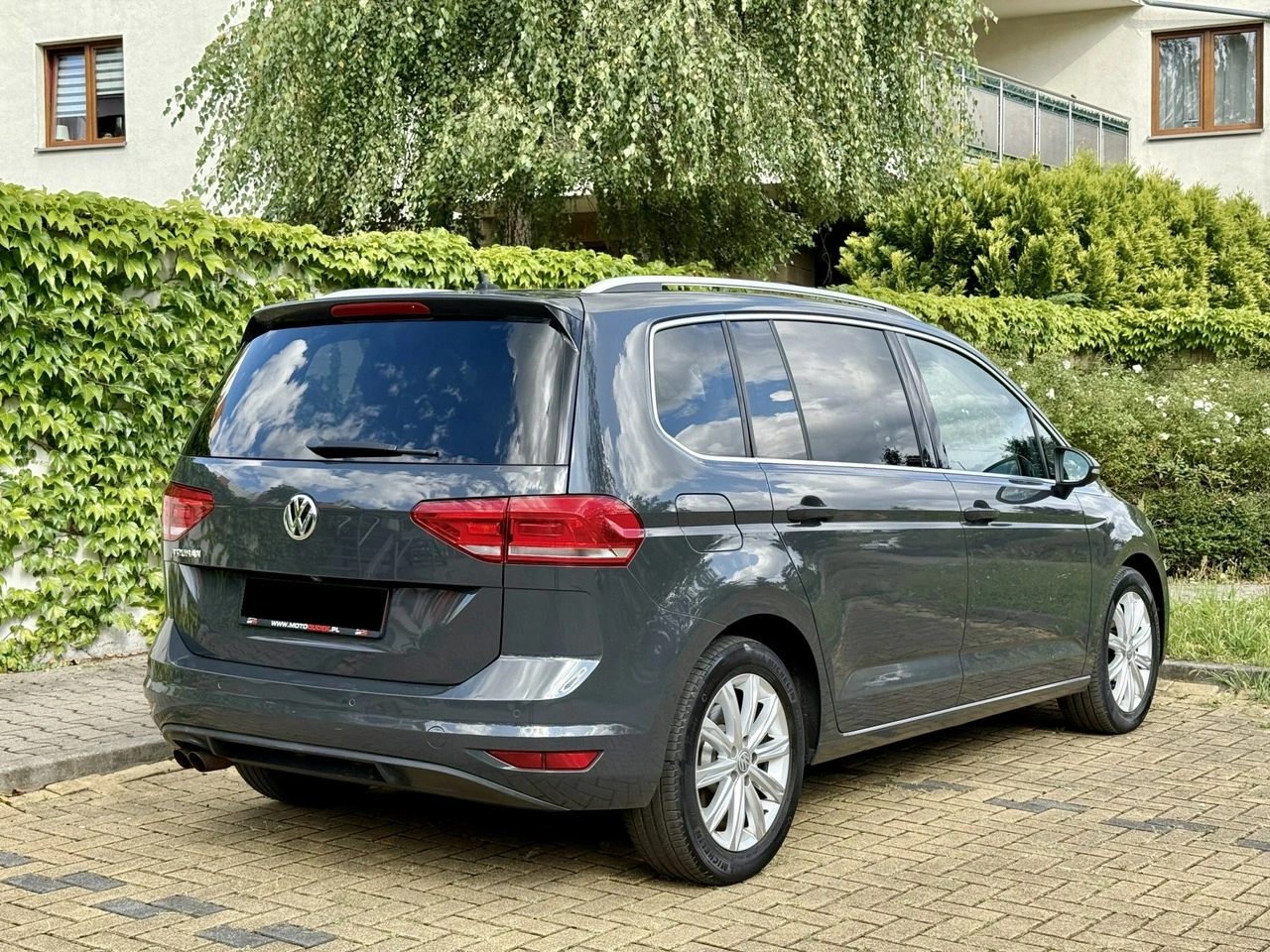 Volkswagen Touran - Zdjęcie 14