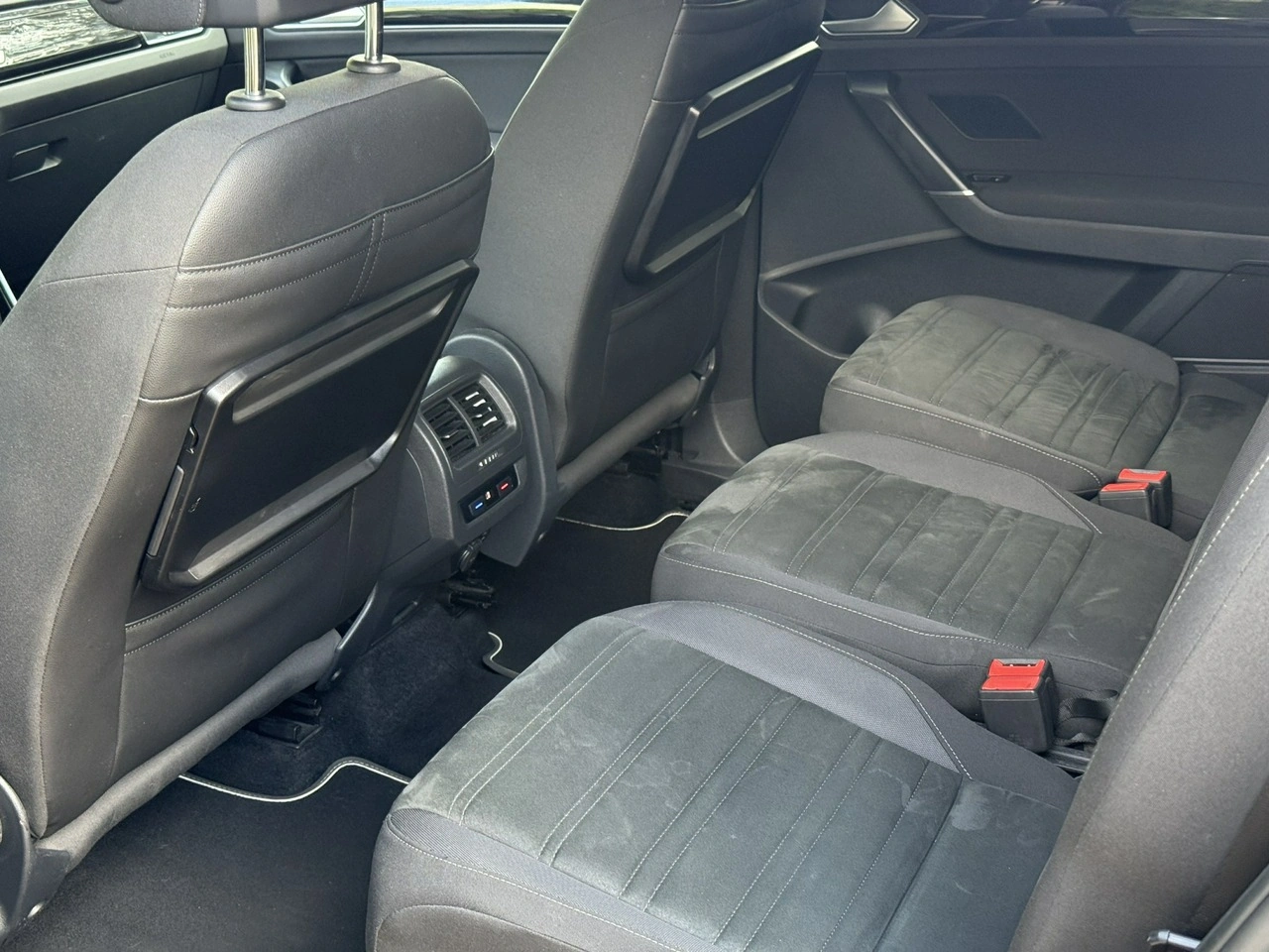 Volkswagen Touran - Zdjęcie 20