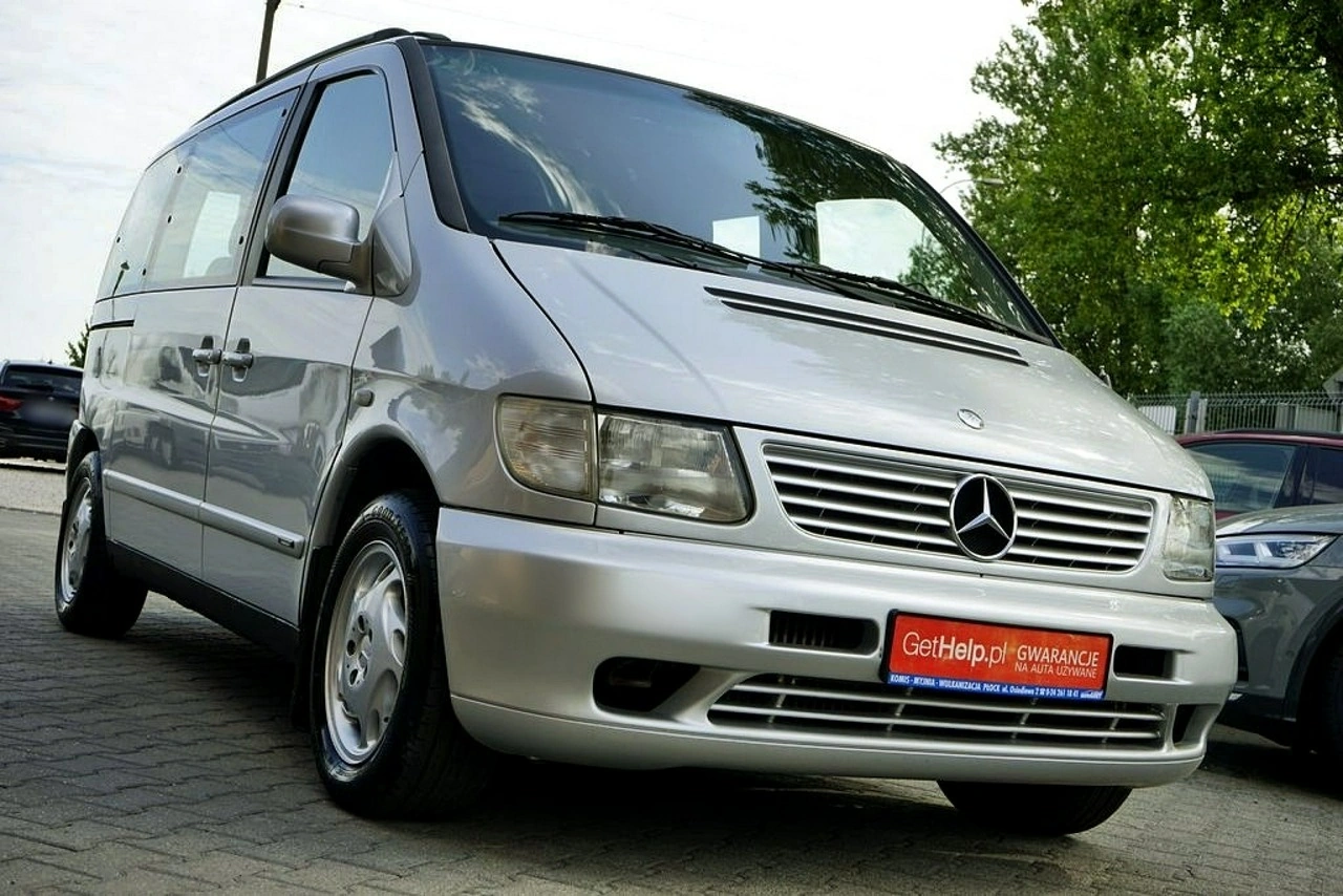 Mercedes V 220 - Zdjęcie 1