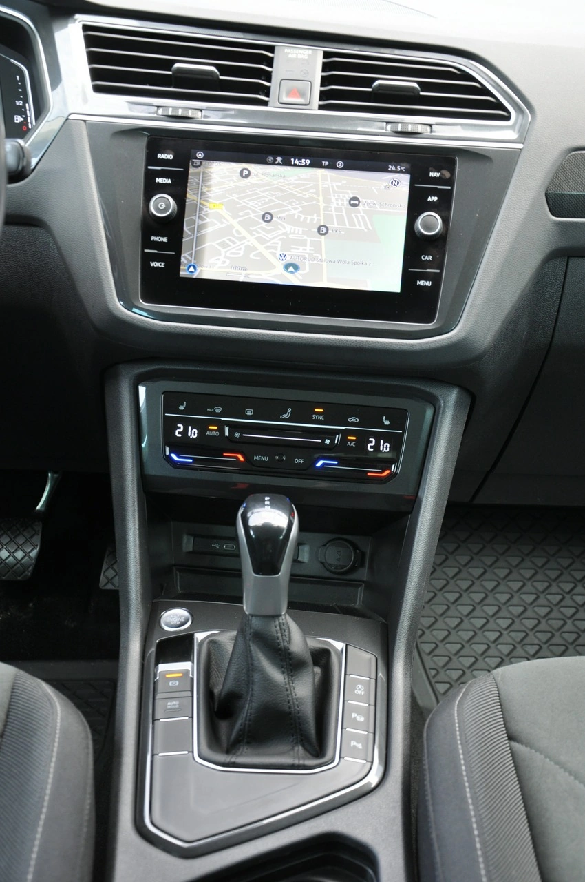 Volkswagen Tiguan - Zdjęcie 27