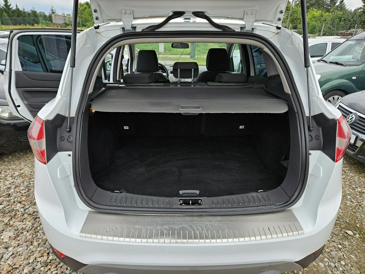 Ford Kuga - Zdjęcie 17