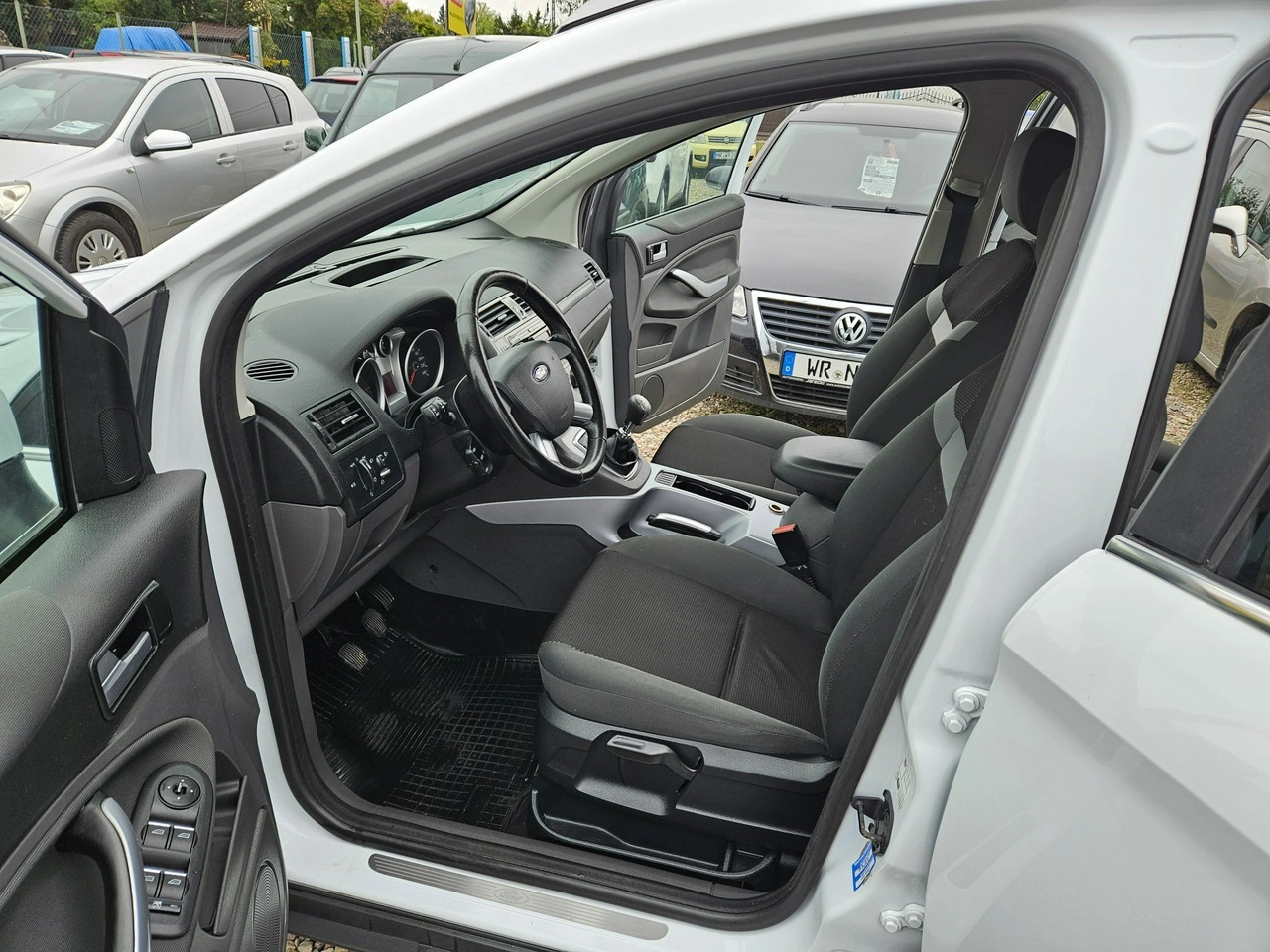Ford Kuga - Zdjęcie 6