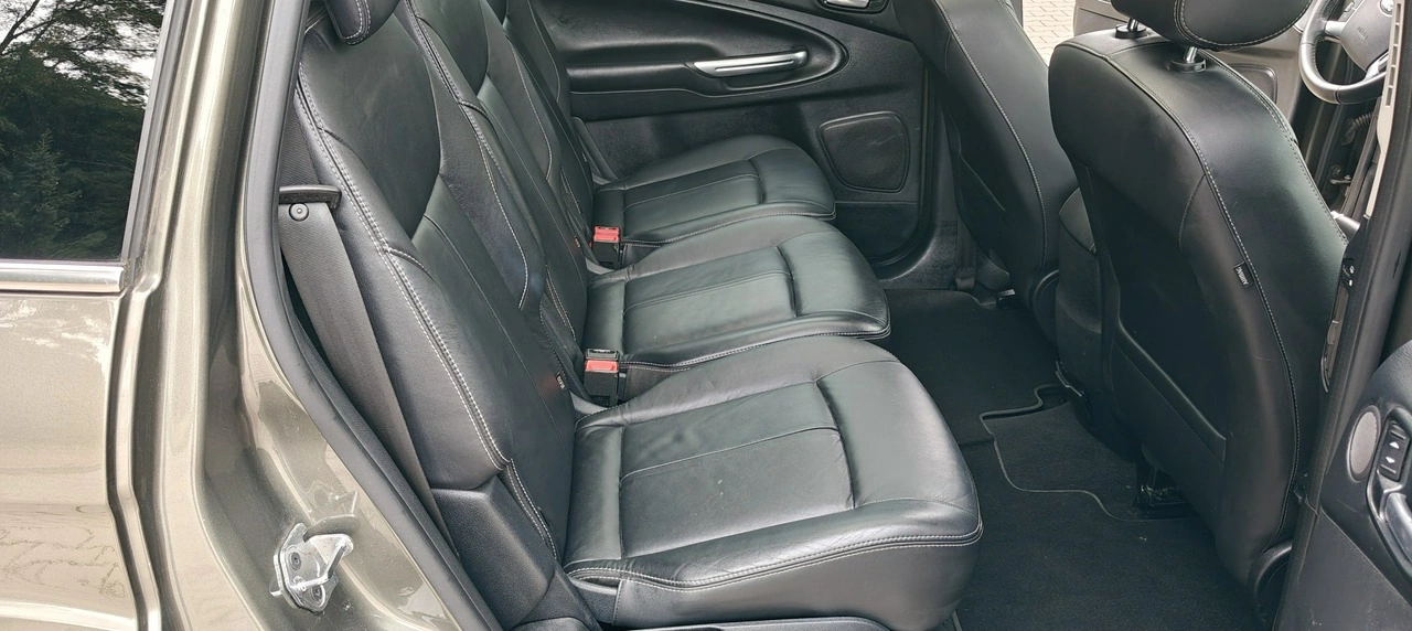 Ford S-Max - Zdjęcie 9