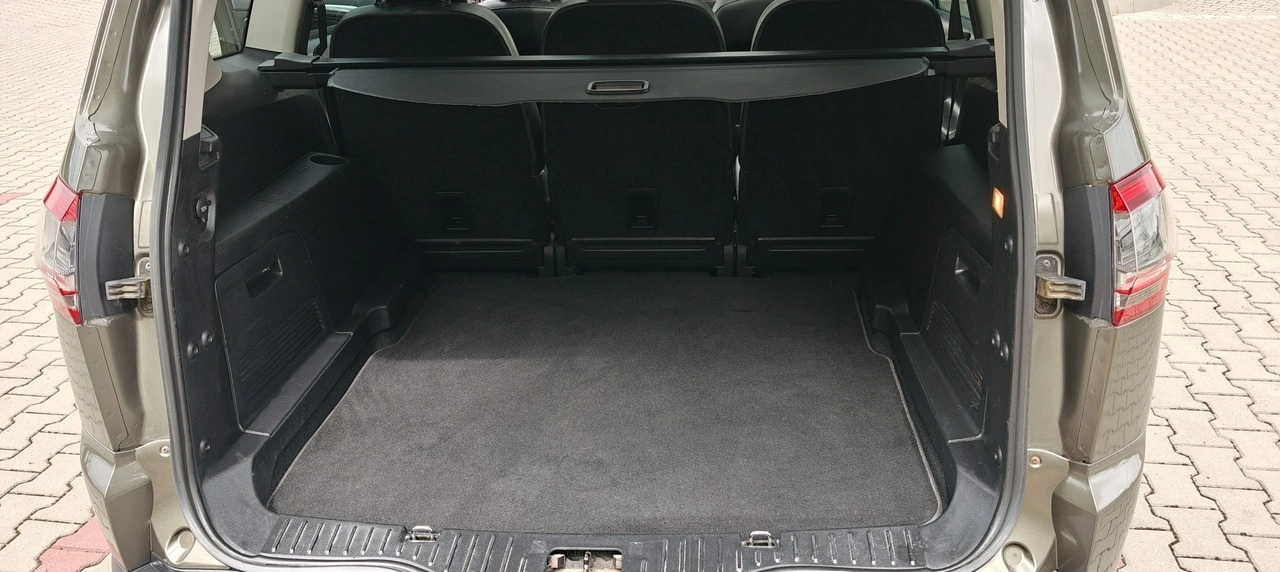 Ford S-Max - Zdjęcie 16