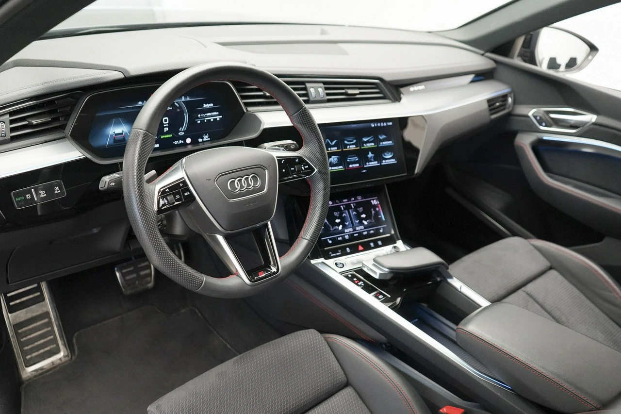 Audi Q8 e-tron - Zdjęcie 16