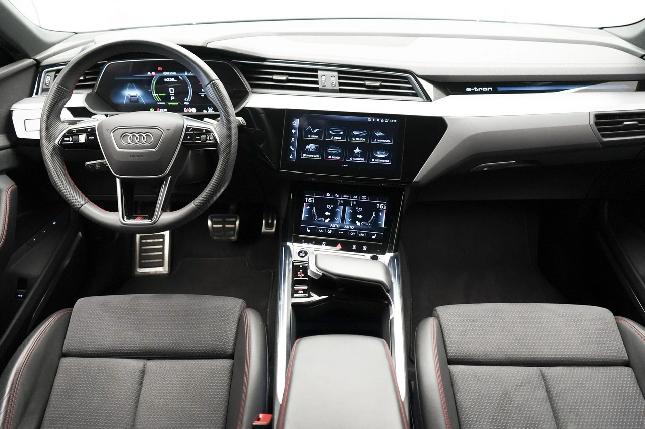Audi Q8 e-tron - Zdjęcie 17