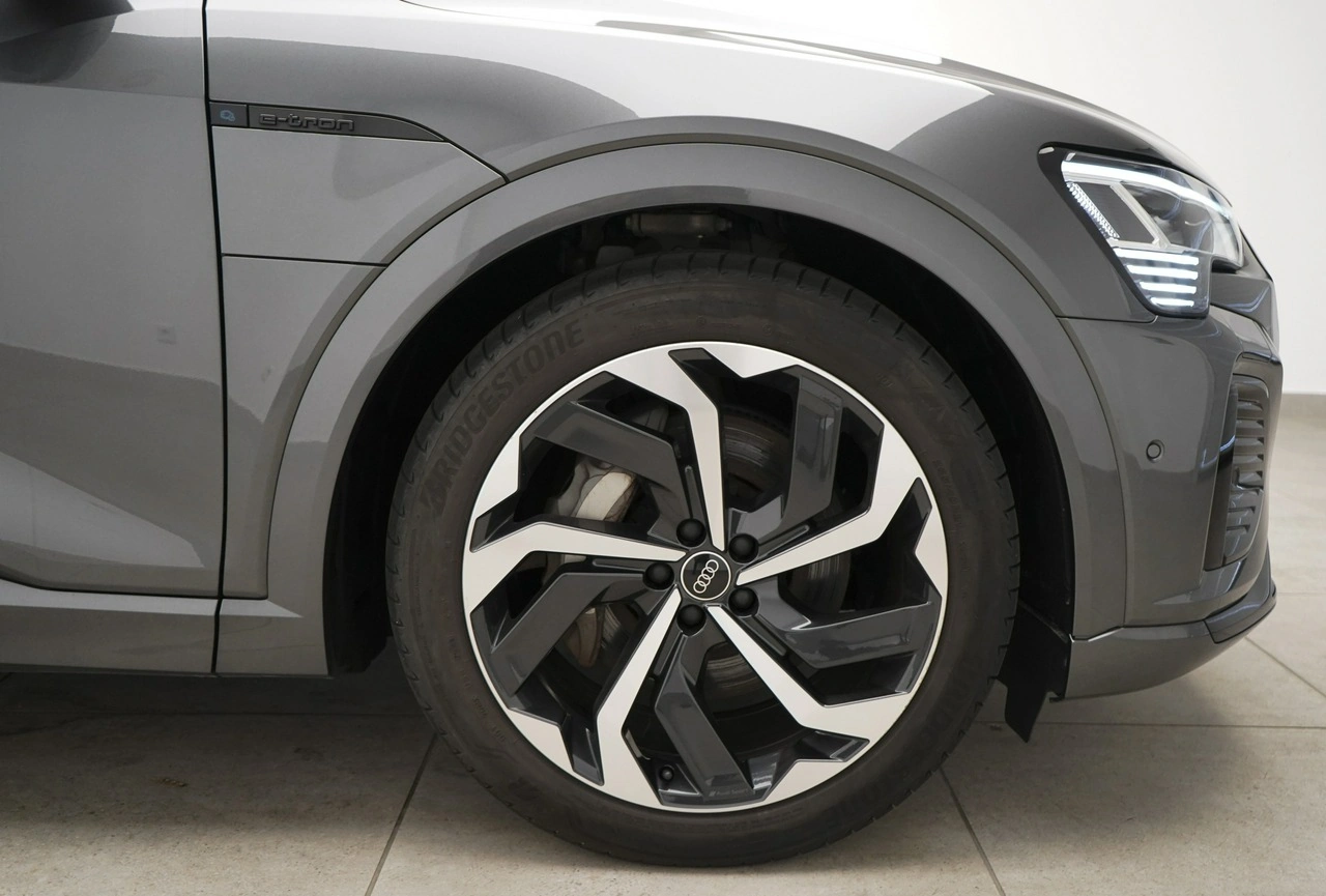Audi Q8 e-tron - Zdjęcie 8
