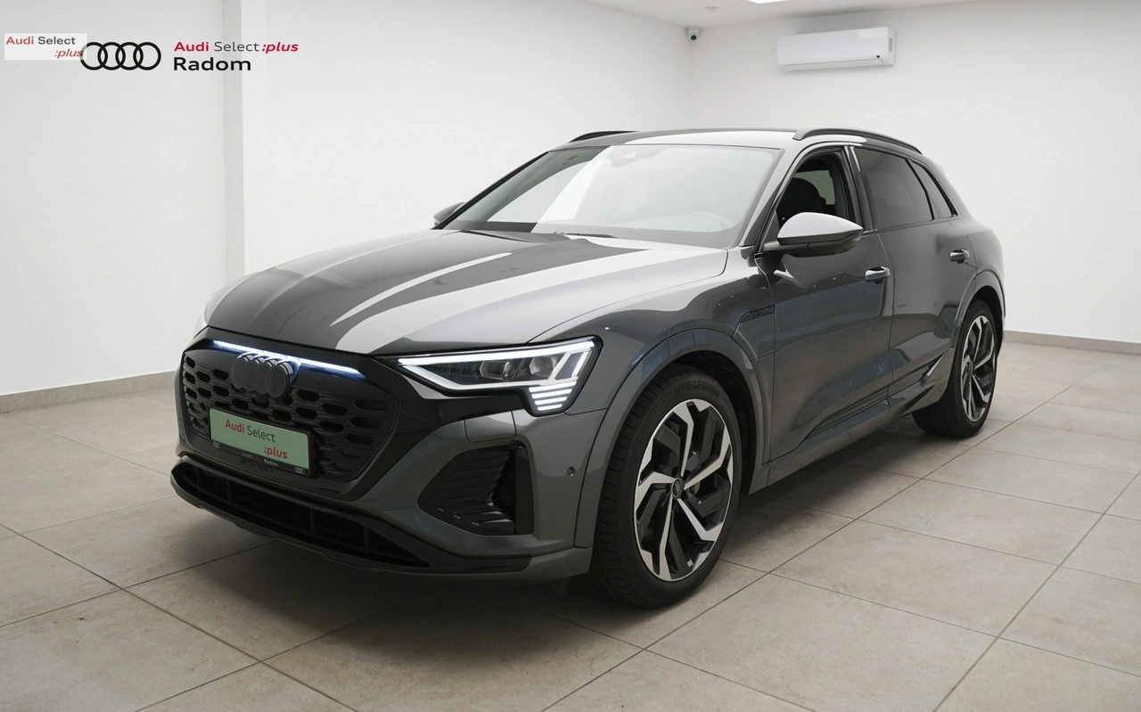 Audi Q8 e-tron - Główne zdjęcie