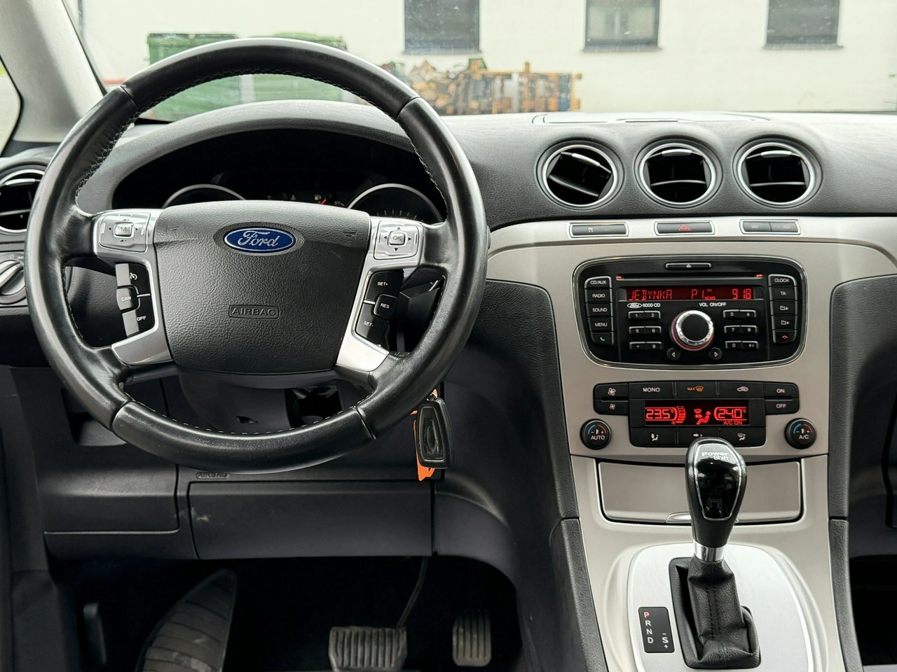 Ford Galaxy - Zdjęcie 47