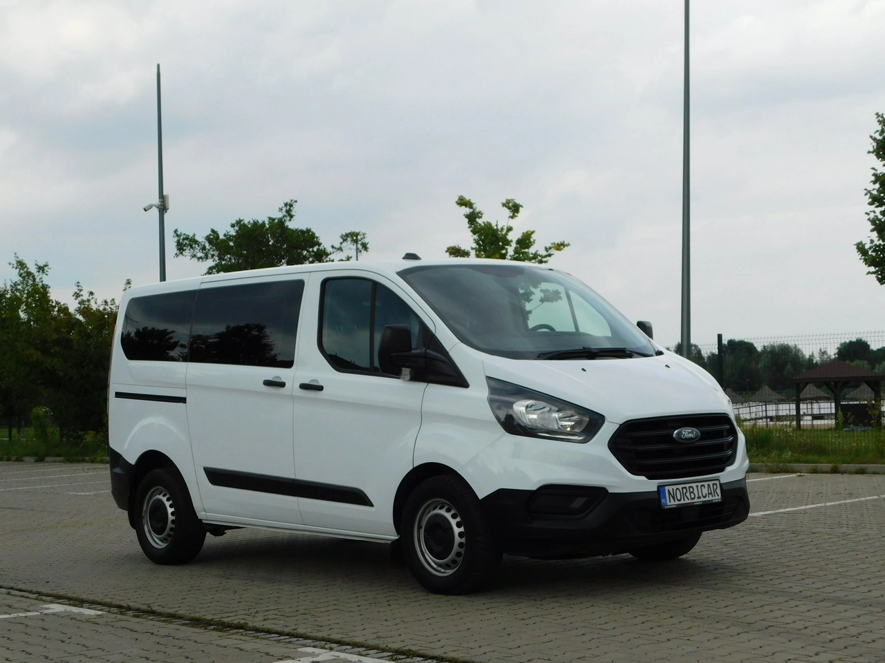 Ford Transit Custom - Zdjęcie 1