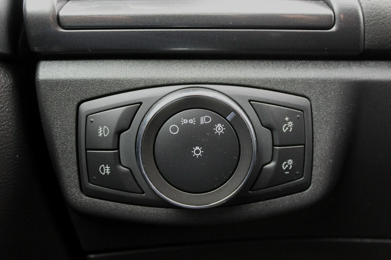 Ford Mondeo SW - Zdjęcie 20