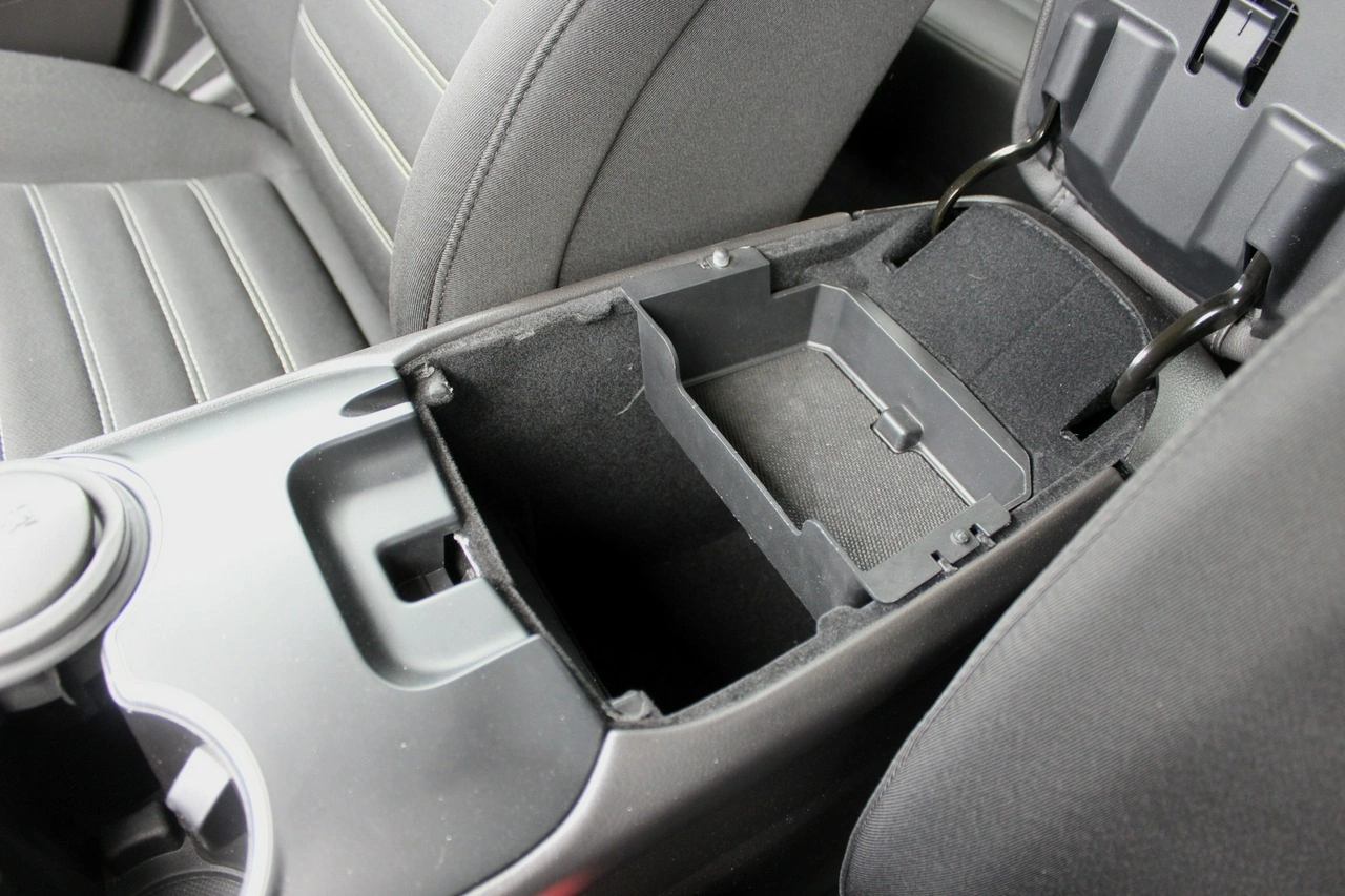 Ford Mondeo SW - Zdjęcie 31