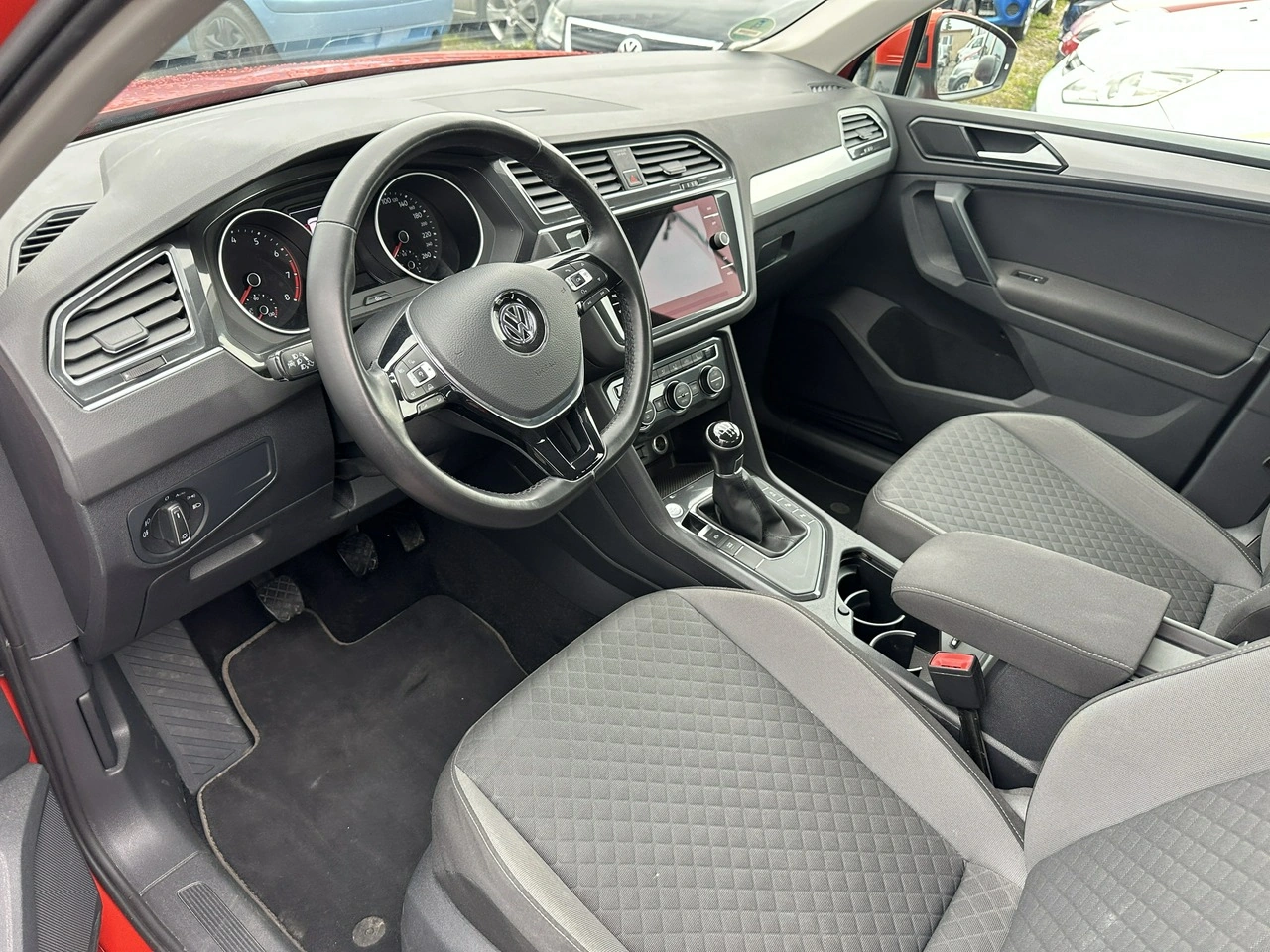 Volkswagen Tiguan - Zdjęcie 3