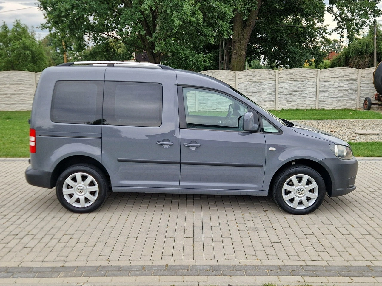 Volkswagen Caddy - Zdjęcie 9