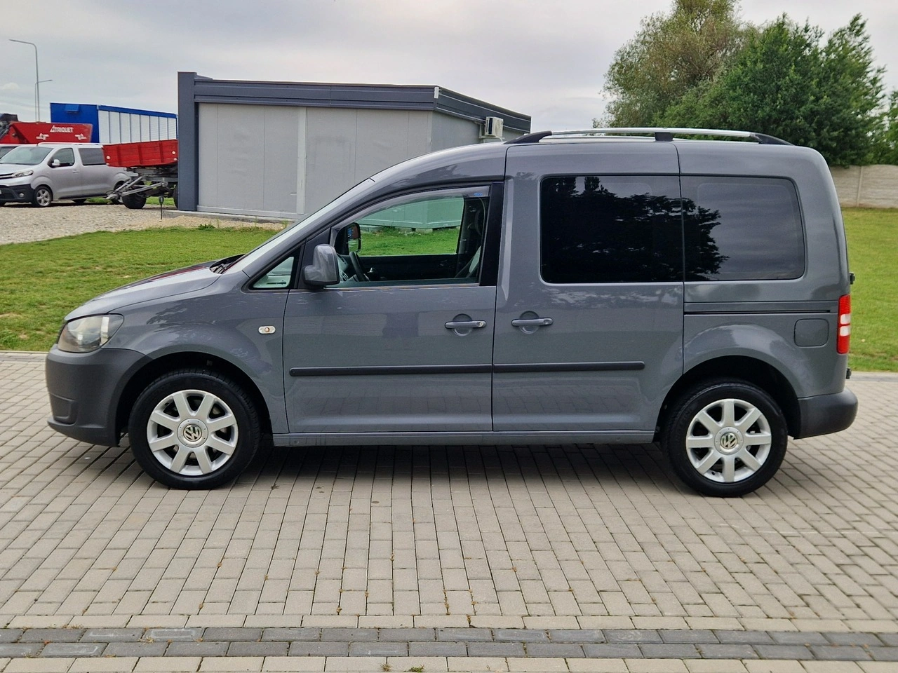 Volkswagen Caddy - Zdjęcie 2