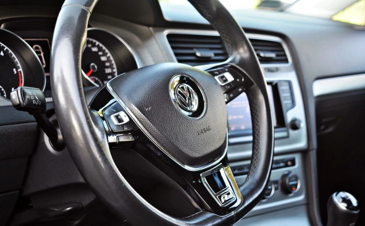 Volkswagen Golf - Zdjęcie 5