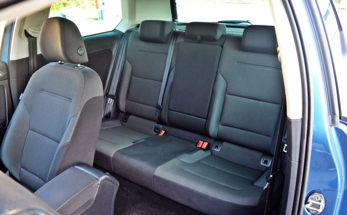 Volkswagen Golf - Zdjęcie 24