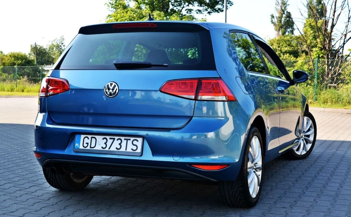 Volkswagen Golf - Zdjęcie 25