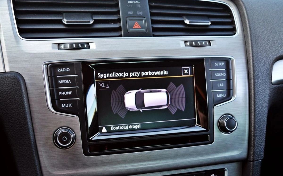 Volkswagen Golf - Zdjęcie 36