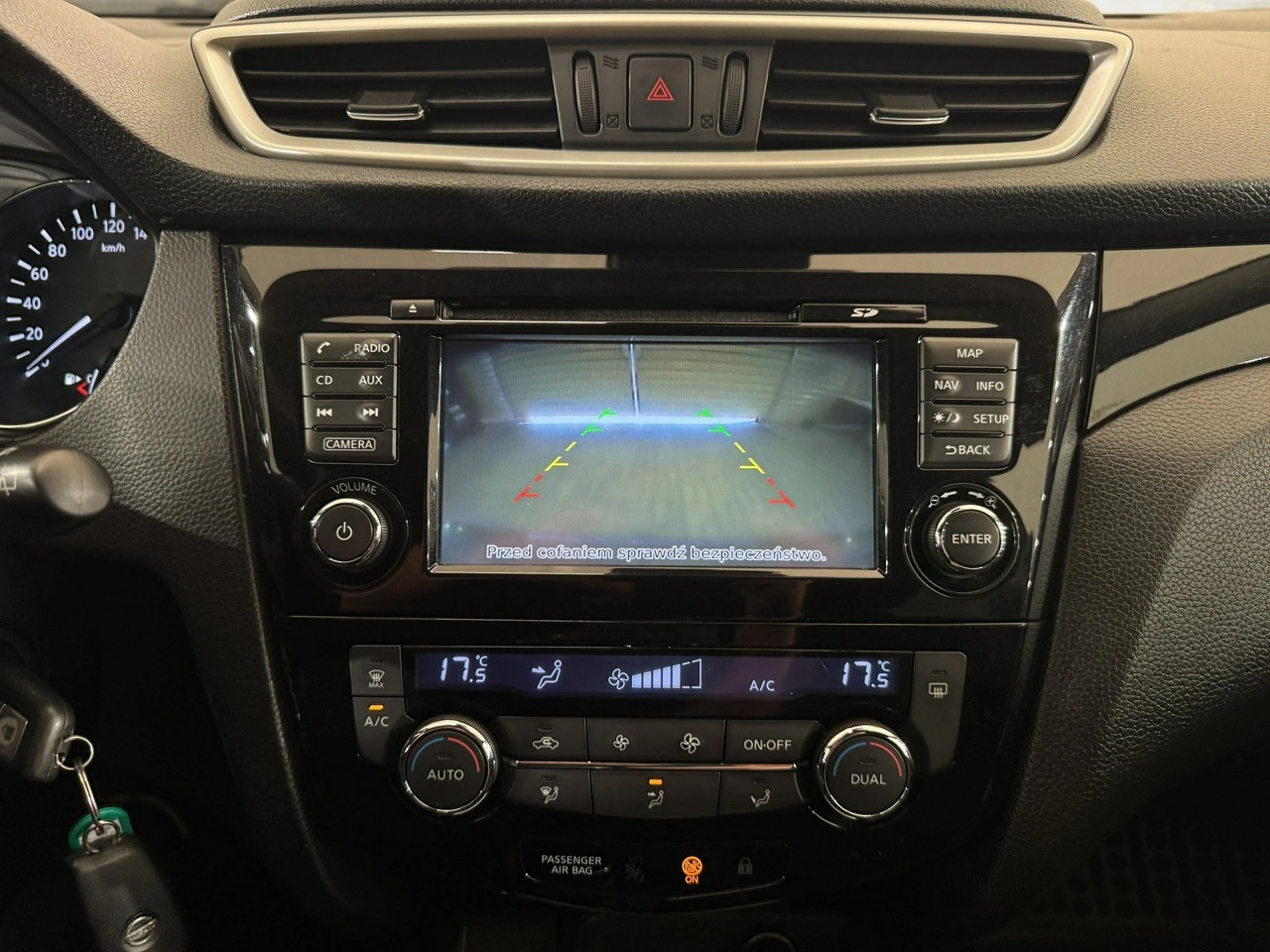 Nissan Qashqai - Zdjęcie 19
