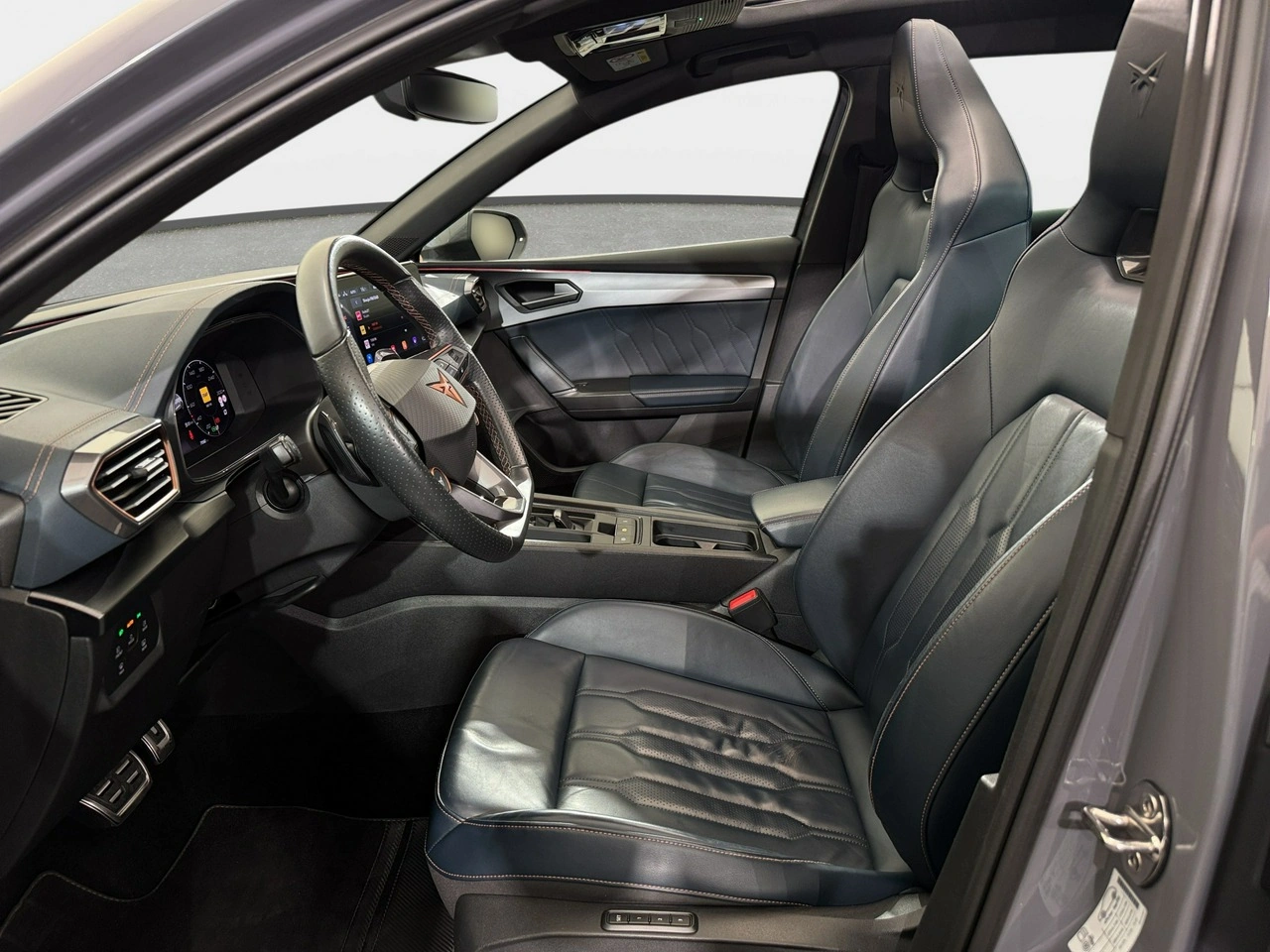 Cupra Leon Sportstourer - Zdjęcie 35