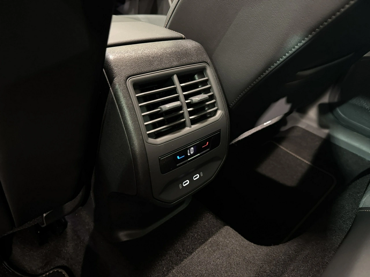 Cupra Leon Sportstourer - Zdjęcie 30