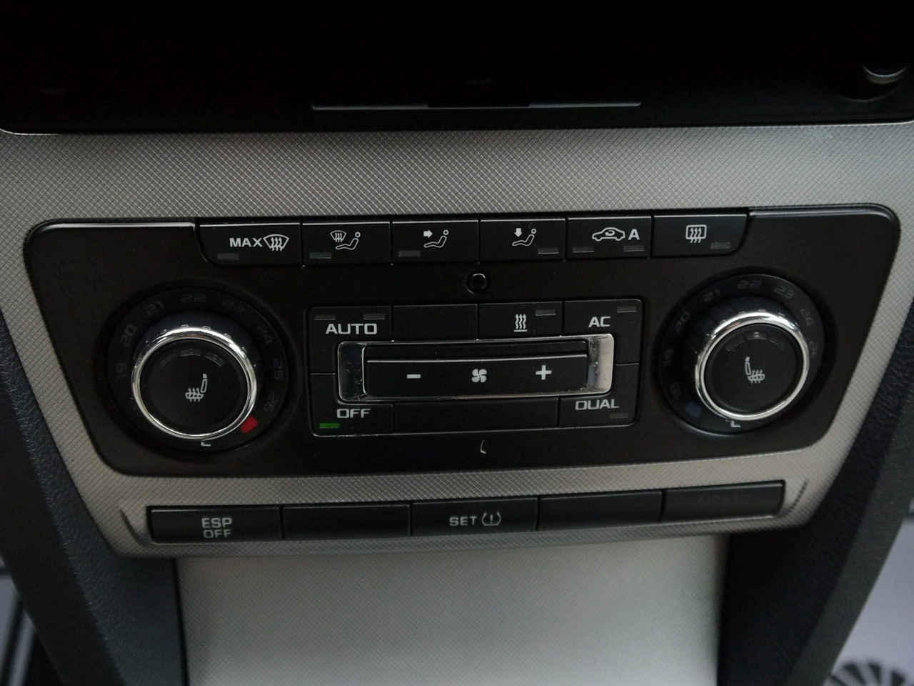 Skoda Octavia - Zdjęcie 24