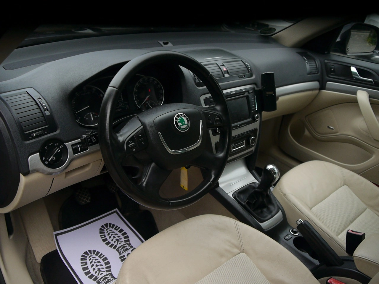 Skoda Octavia - Zdjęcie 26