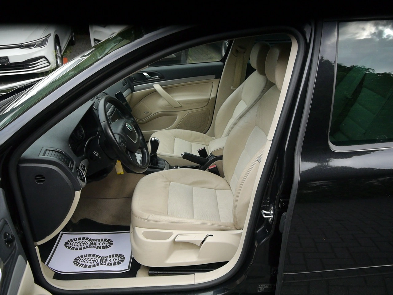 Skoda Octavia - Zdjęcie 29