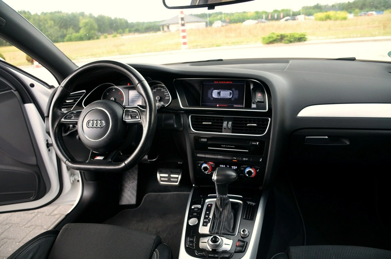 Audi A4 - Zdjęcie 19
