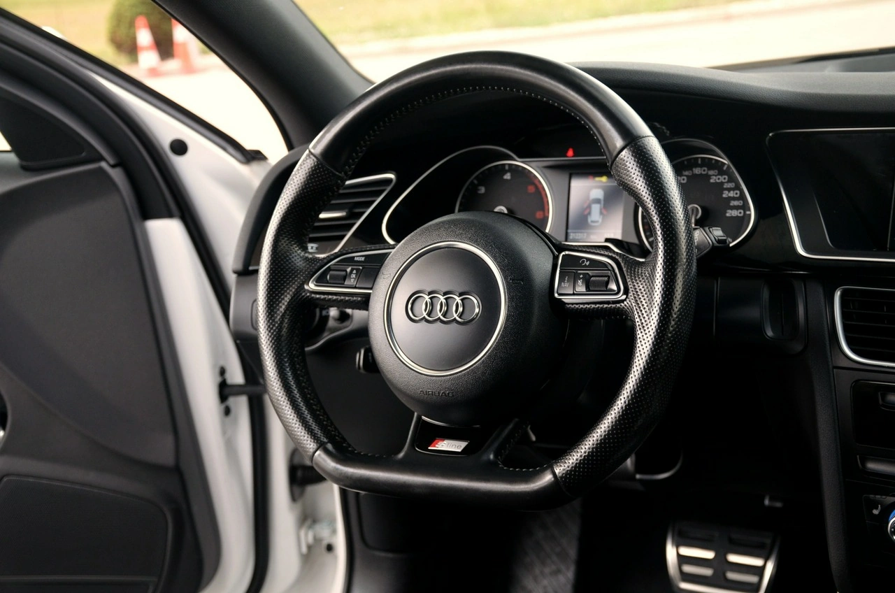 Audi A4 - Zdjęcie 20