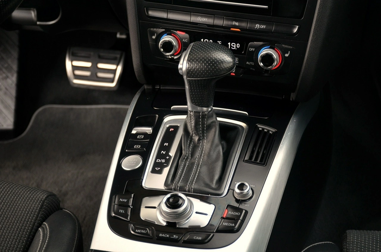 Audi A4 - Zdjęcie 21