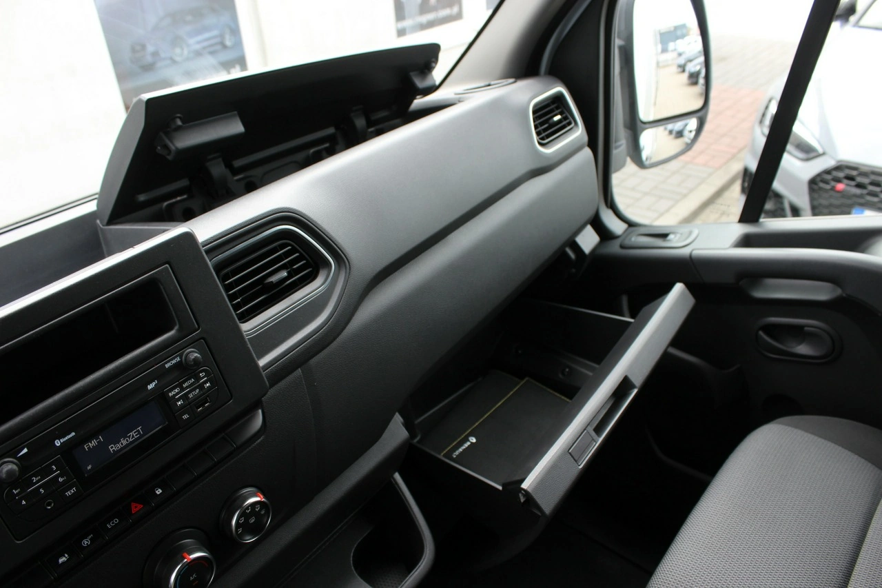 Renault Master - Zdjęcie 26