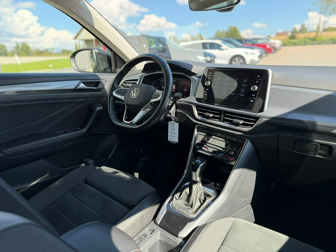 Volkswagen T-Roc - Zdjęcie 13