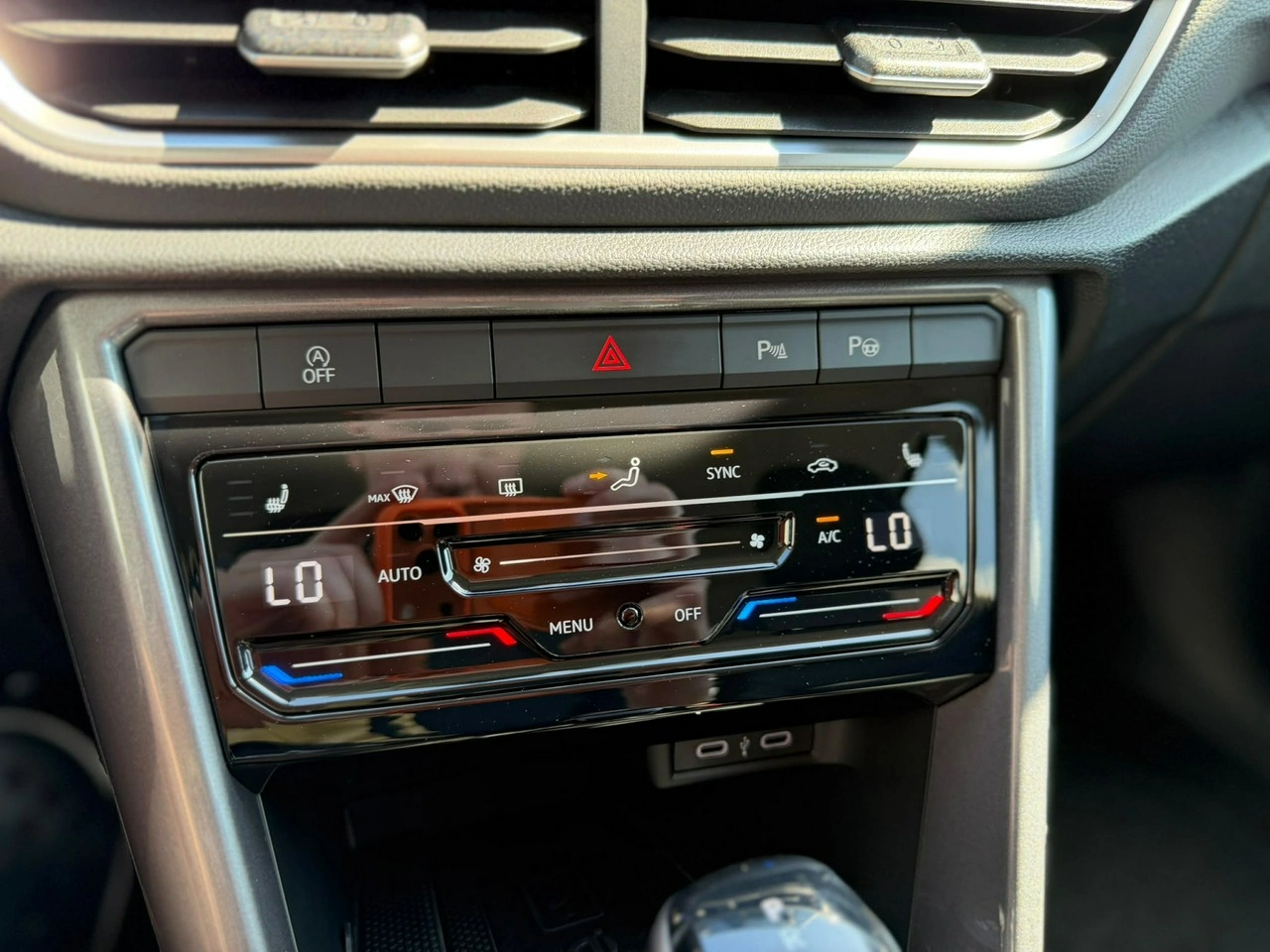 Volkswagen T-Roc - Zdjęcie 27