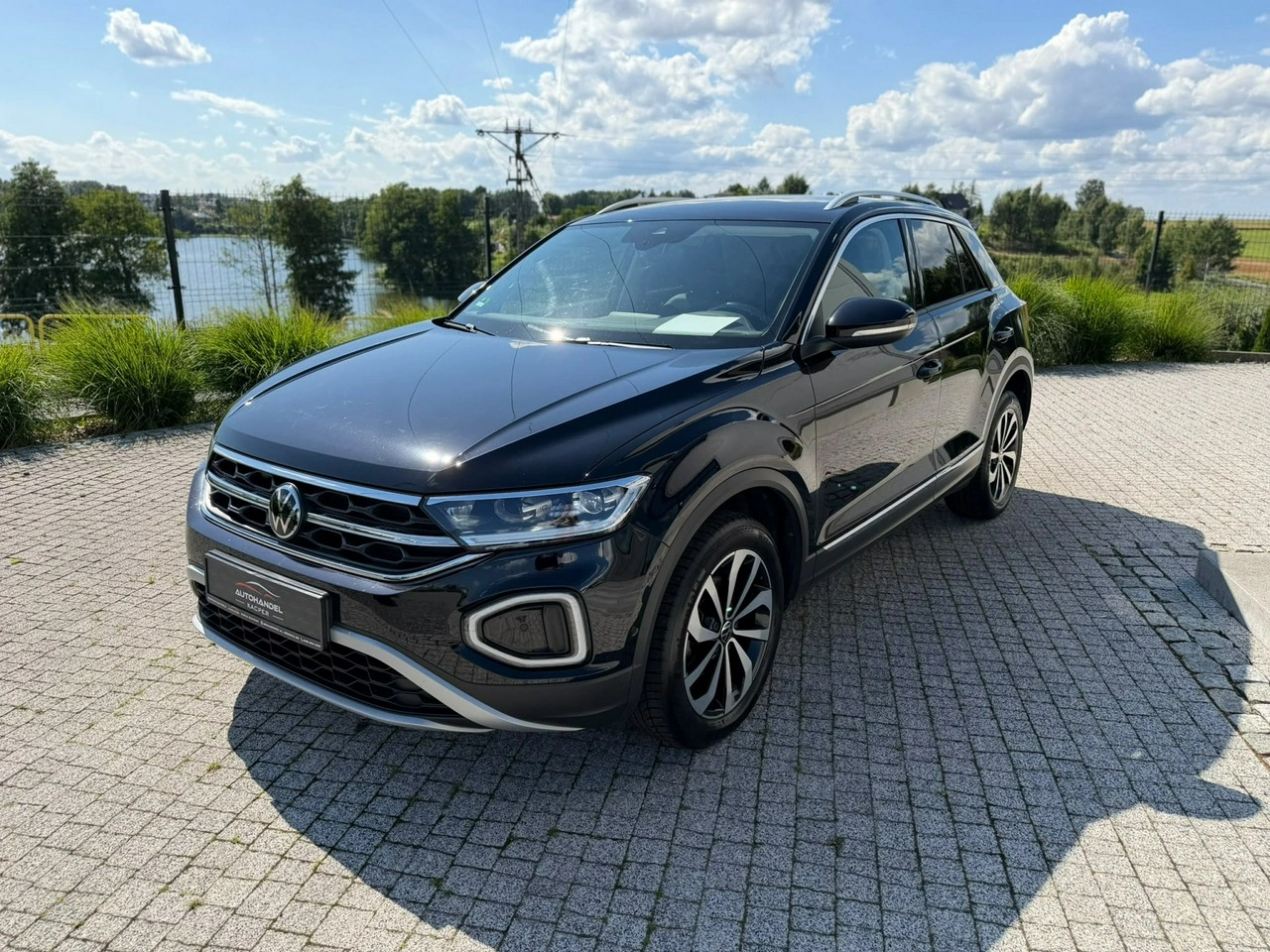 Volkswagen T-Roc - Główne zdjęcie