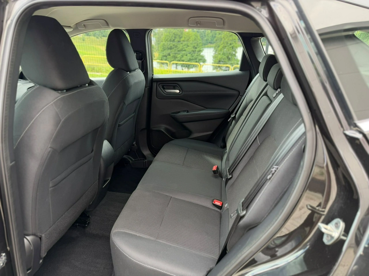 Nissan Qashqai - Zdjęcie 17