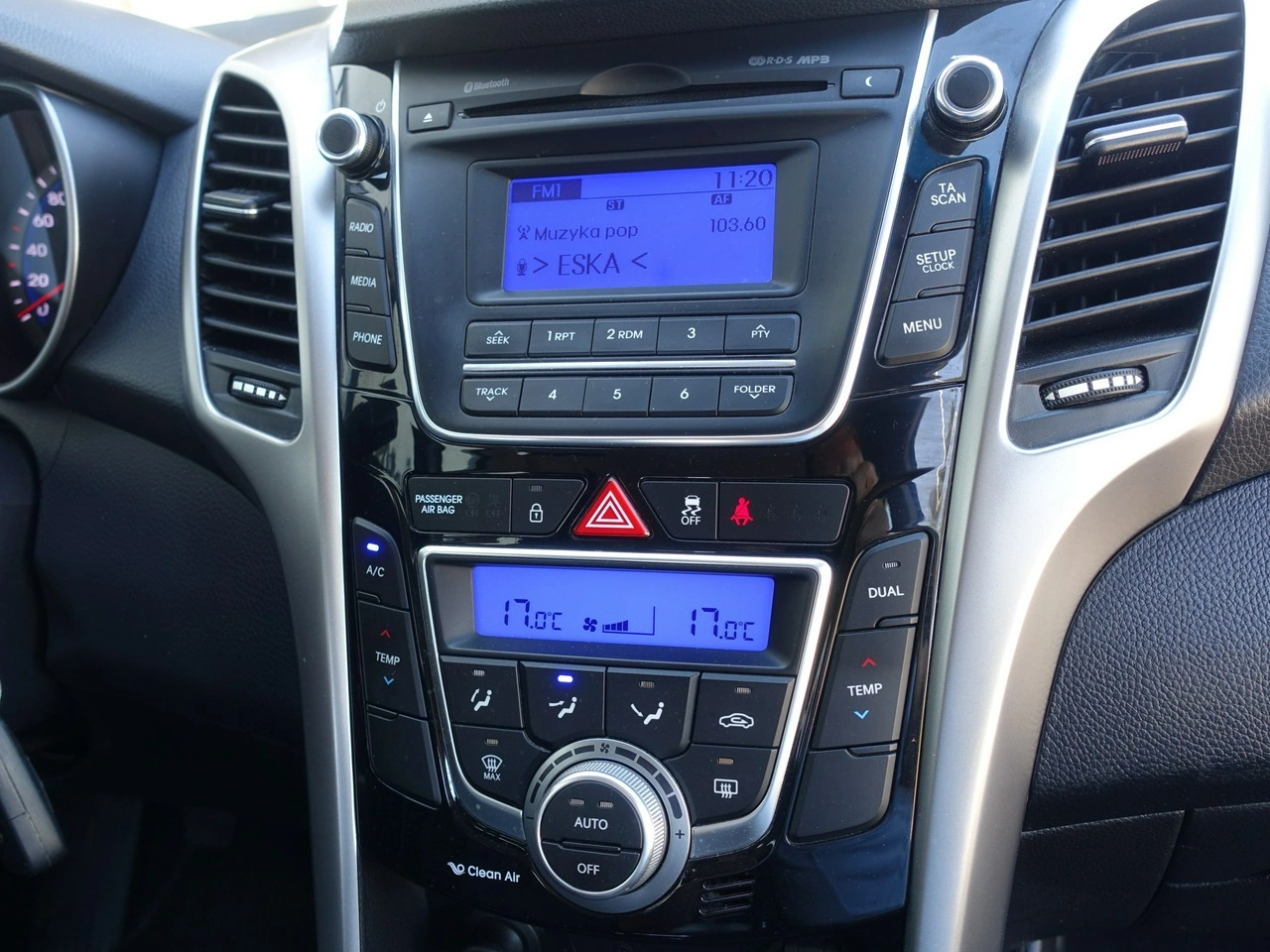 Hyundai i30 - Zdjęcie 24