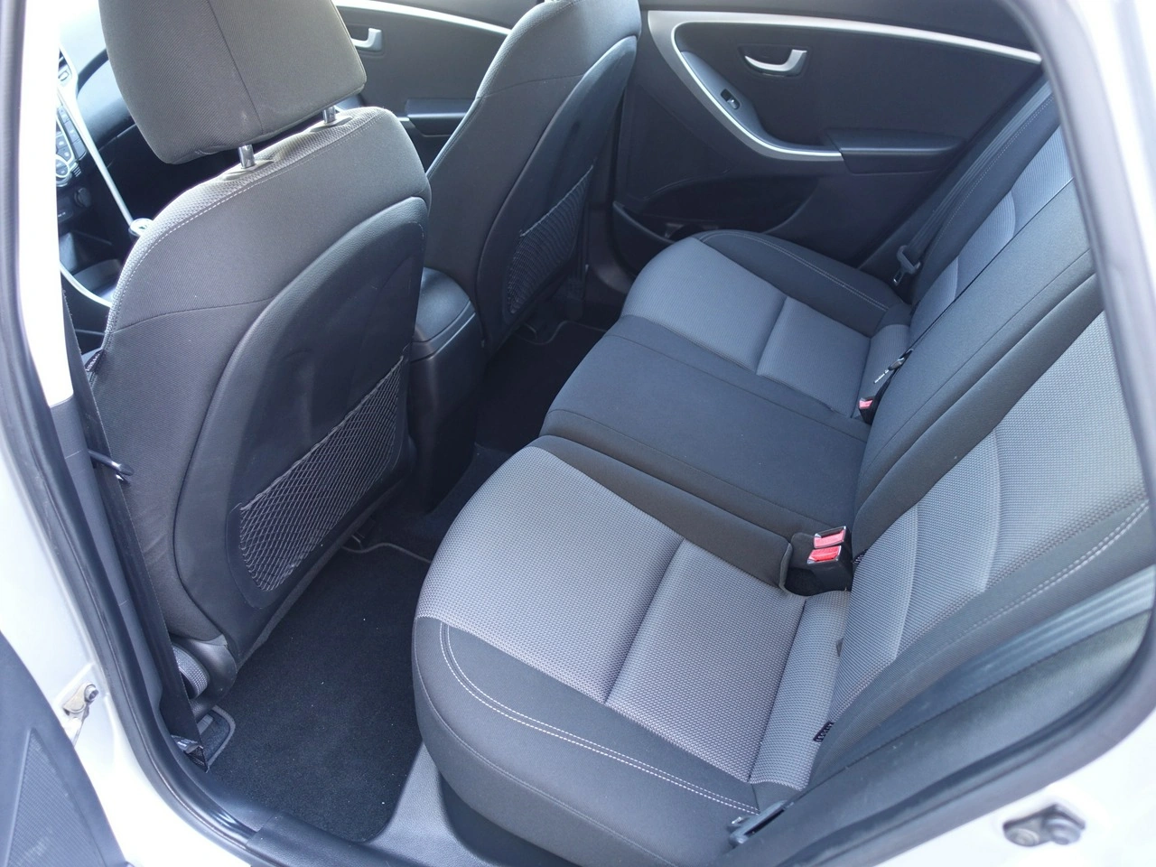 Hyundai i30 - Zdjęcie 15
