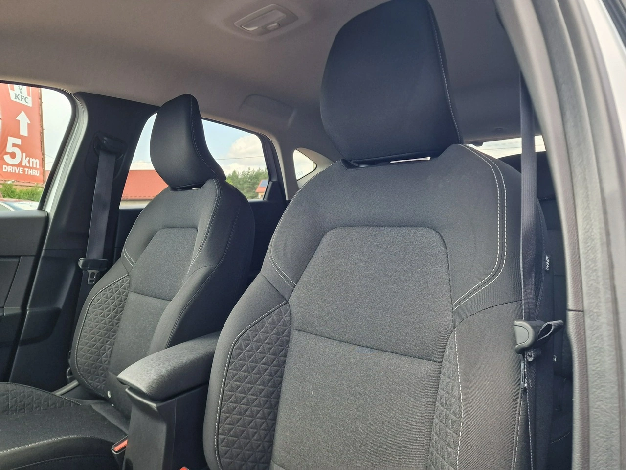 Renault Captur - Zdjęcie 18