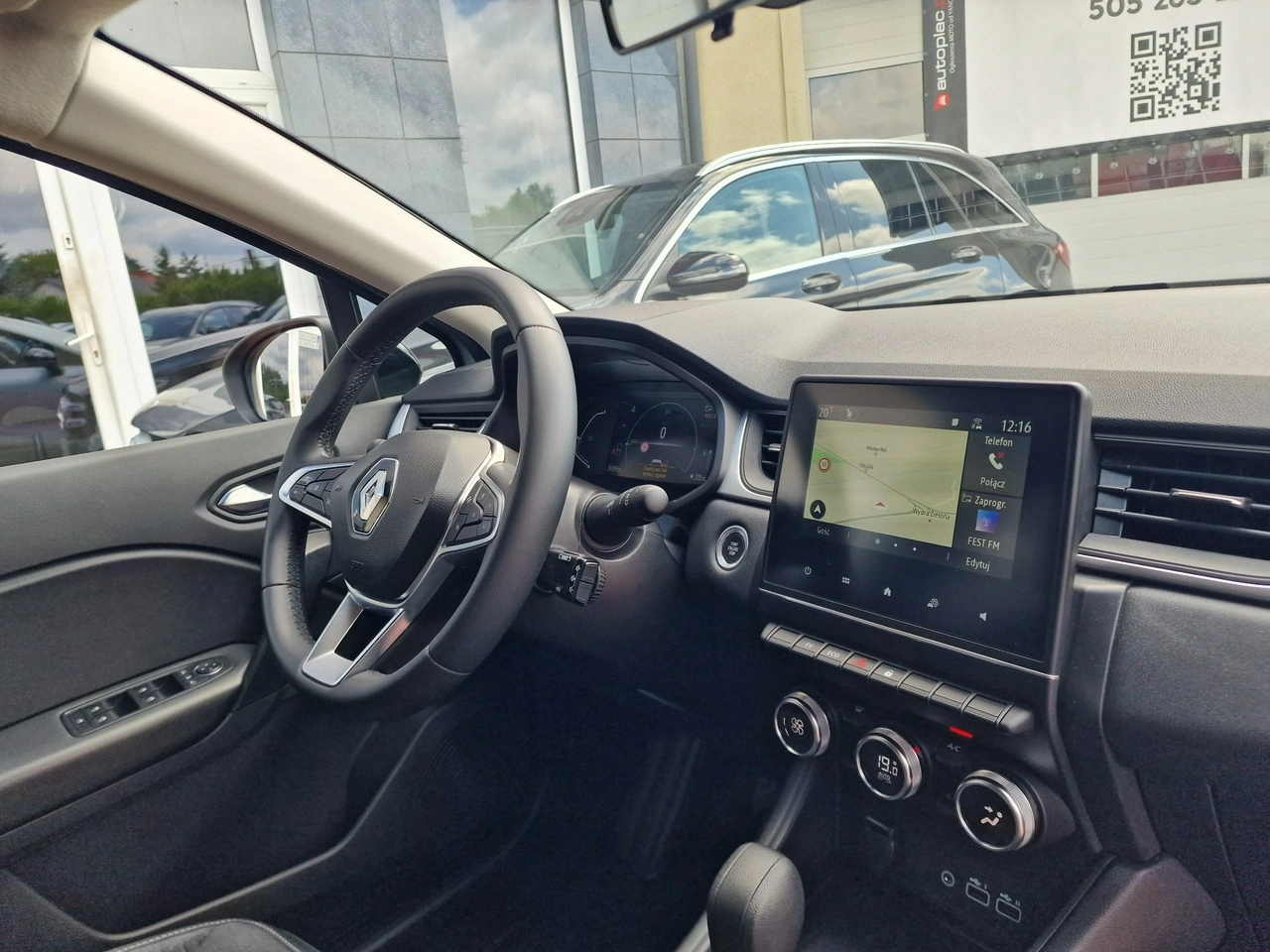 Renault Captur - Zdjęcie 23
