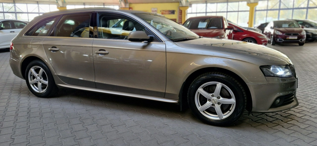 Audi A4 - Główne zdjęcie