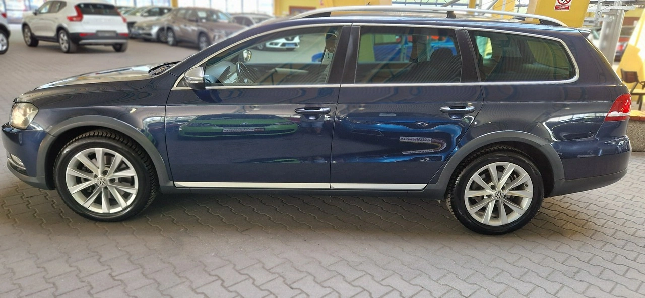 Volkswagen Passat Alltrack - Zdjęcie 4