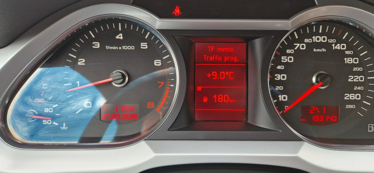 Audi A6 - Zdjęcie 12
