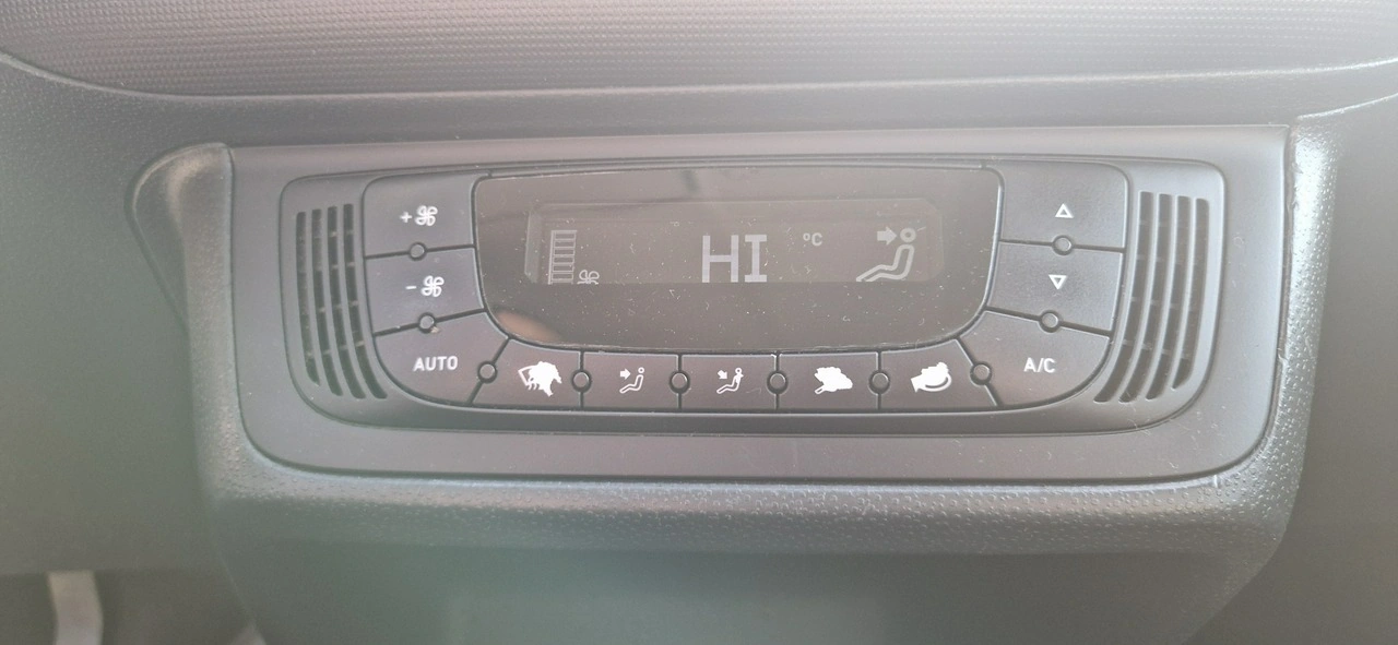 Seat Ibiza - Zdjęcie 18